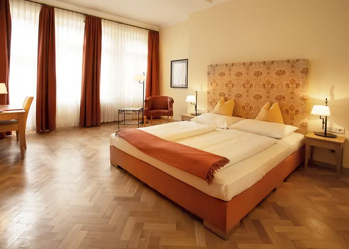 Отель Florentina